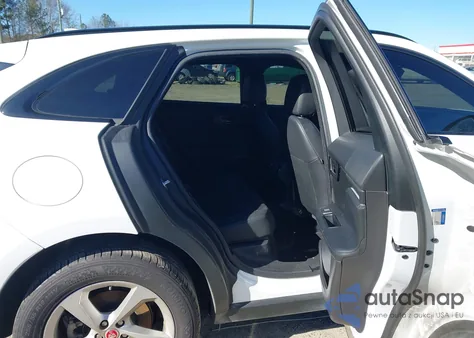 2017 Jaguar F-Pace 35T Premium z USA, uszkodzony, nr VIN SADCJ2BV7HA063993